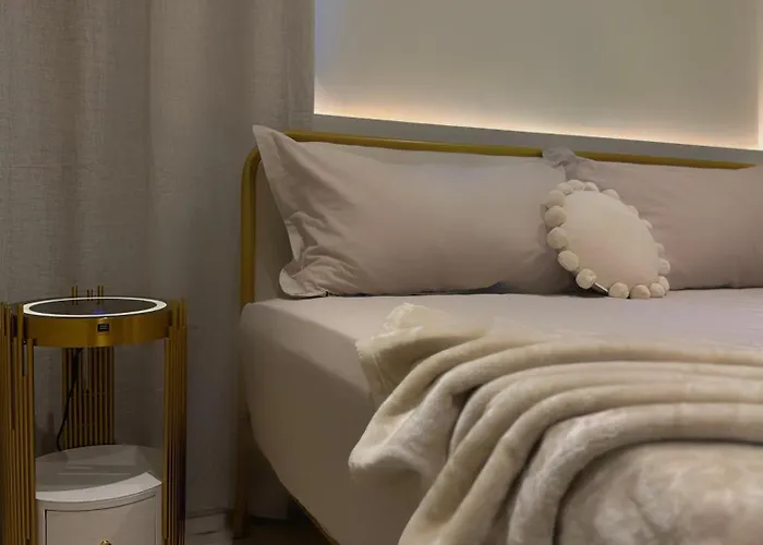 3 King Beds Free Parking Modern Luxe Escape Pittsburgh