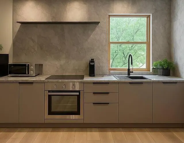 Apartment 3 King Beds Free Parking Modern Luxe Escape